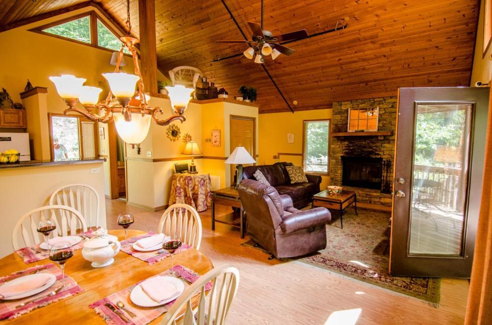Asheville Cabins Of Willow Winds ภายนอก รูปภาพ