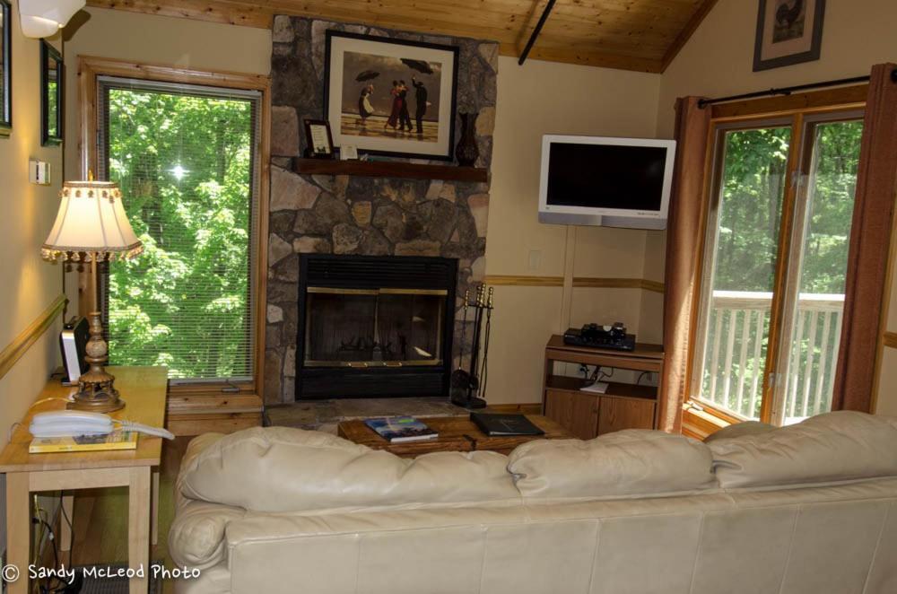 Asheville Cabins Of Willow Winds ภายนอก รูปภาพ
