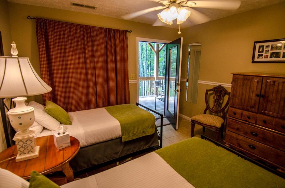 Asheville Cabins Of Willow Winds ภายนอก รูปภาพ
