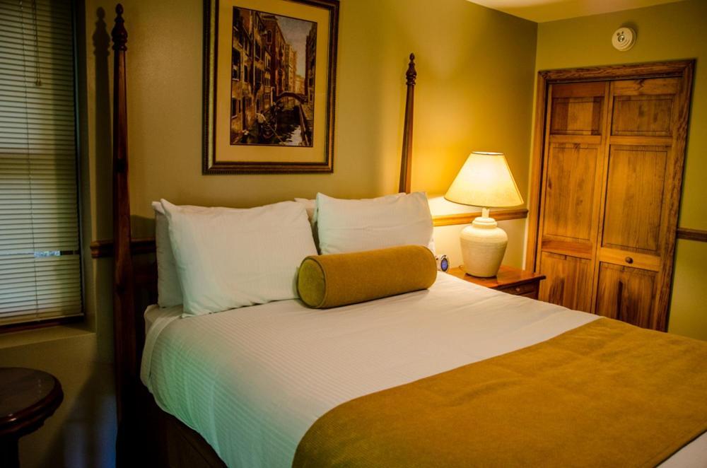 Asheville Cabins Of Willow Winds ภายนอก รูปภาพ